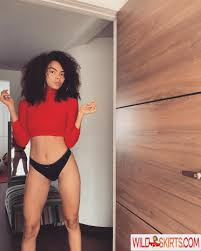 2 hot photos by Afroguajira