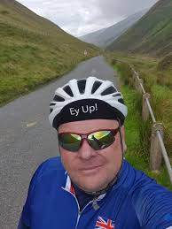 Nice 190 mile round trip to the highest pub in Britain 🇬🇧 Had a good  laugh giving it full sends in the bends. Top scenery