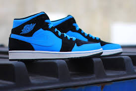 Air Jordan 1 Mid Black Powder Blue Eu Kicks Sneaker Magazine Sneakers Men Fashion Mens Fashion Swag Air Jordans
