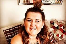 Danielle Housley's Instagram, Twitter & Facebook