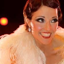 Kari Jay's Instagram, Twitter & Facebook