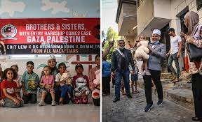 Check spelling or type a new query. Ustaz Ebit Lew Tubuh Rumah Kasih Umat Sedia Tempat Tinggal Untuk Anak Yatim Asnaf Di Gaza Buzzkini
