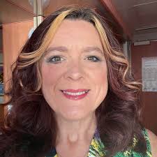 Excited to announce Alvin Kamara will be in Shreveport to host a youth  Football camp! Athletes ages 6-16 will 🏈Learn skills from Alvin 📸 Get a  pic with the star 👕 Get