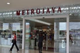 Gsc operates a total of 390 screens in 45 locations across malaysia and vietnam, out of which 328 screens are spread across 35 locations in malaysia, while 62 screens sit. Metrojaya Opens In Kuching The Star