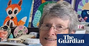 A luxury cruise ship stopped at a remote Australian island. Suzanne Rees  was left behind and died alone : r/TheColorIsBlue