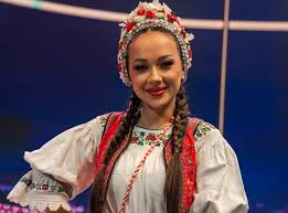 Am prieteni de valoare (feat. De Ce Nu Poate Face VlÄƒduÈ›a LupÄƒu Un Copil CantÄƒreaÈ›a A FÄƒcut DeclaraÈ›ii EmoÈ›ionante Kfetele