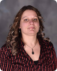 Victoria Gore's Instagram, Twitter & Facebook