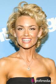 Kelly Carlson