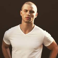 The trend of shaved sides haircuts was highly common in 1980's and now it's getting popular again between men as well as women. Men S Shaved Hairstyles 20 Ideas Inspirations Atoz Hairstyles