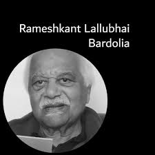 Namaste, JSK, JSN, I am Jasmita Tulsi (Harribhai) I would like to share  this picture of my family. I am Ashwin and Rekha Harribhai's daughter. Our  family owned Springbok Steam Laundry for
