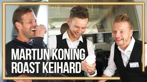 Bekijk het volledige profiel op linkedin om de connecties van martijn en vacatures bij vergelijkbare bedrijven te zien. Martijn Koning Maakt Keiharde Jodengrappen Personal Assistant Bondgenoten Youtube