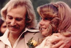 Thinking of Jane Buffett today which would have been her & Jimmy's 47th  Wedding Anniversary 💔💔