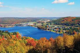 Railey realty is the #1 brokerage in deep creek lake and garrett county. Vacation Home Make Your Home Away From Home In Deep Creek Lake