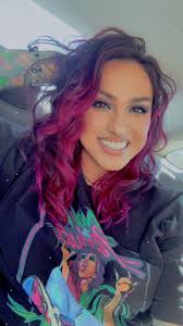 Berry much in love with this new color 🍓