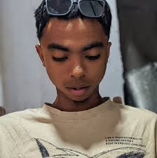 Mba mitady PES 2017 PATCH 2024 le tss bug rah misy