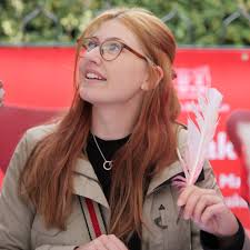 Do you know a young artist looking to unleash their creativity? 🖌️ Take  part in our Shakespeare Week 2024 official poster competition! 🧑‍🎨 More  details here: bit.ly/3RCUGDJ