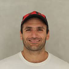 R&B Façade (Cheval-Blanc) • Professionnel du guide Bilik 2025