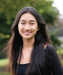 Heather Weymouth's Instagram, Twitter & Facebook