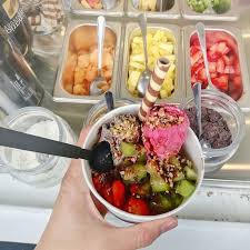 Heiss Heisser Karlsruhe Am Besten Ihr Gonnt Euch Zur Abkuhlung Ein Kleines Eis Beim Goldzuenglein Konnt Ihr Ubrigens Am Freitag Beim N Breakfast Food Acai Bowl