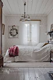 Aug 09, 2021 · a laconic vintage bedroom in grey and white with a fireplace a pendant lamp with fringe and a metal bed. 30 Cool Shabby Chic Bedroom Decorating Ideas For Creative Juice