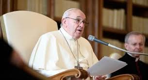 El papa francisco decidió posponer de un año, para agosto del 2023, la celebración de la próxima jornada mundial de la juventud (jmj), programada en portugal, debido a la pandemia de. La Polemica Del Like En Instagram Del Papa Francisco A Una Modelo Tecnologia Computerhoy Com