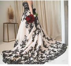 Vintage Gothic Black And White Wedding Dresses Plus Size Strapless Sweep Train Corset Country Western Cowgirl Wedding Gown From Babybridal In 2020 Black Lace Wedding Dress Black Lace Wedding Applique Wedding Dress