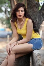 Exclusive Sufi Sayyad Posing In Sleevless Yellow T Shirt And Jean Short Page 2 Rashmika mandanna backless close up photos. sleevless yellow t shirt and jean short