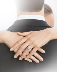 The aura of engagement rings enhance your love. How Much Is Harry Winston Diamond Ring