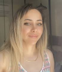 Ben almanyalıyım Türklerde roblox yasak diye kardeşime robloxu  yükliyemiyorum lütfen yardımcı olun