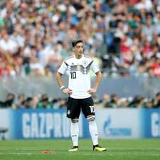 Bu nedenle almanya milli takımı'na çağrıldığım için gurur duyuyorum.' ifadelerini kullandı. Alman Medyasindan Mesut Ozil E Destek Spor Haberleri