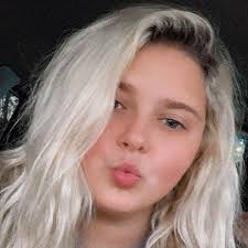 Amber Dalton and Kaen Williams' Wedding Website