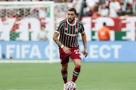 Canobbio, Martinelli, Serna, John Kennedy, Lucho Acosta, Hércules, Samuel Xavier, Renê e Freytes: os jogadores do Fluminense com mais faltas cometidas no Brasileirão