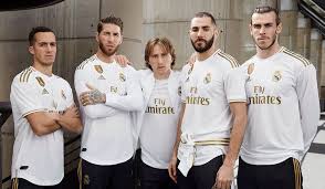 Experience of belonging to real madrid! Gold Ist Zuruck Real Madrid Prasentiert Neue Trikots 2019 20 Real Total