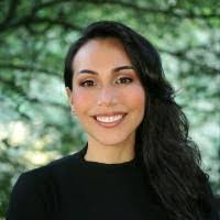 Melissa Stella's Instagram, Twitter & Facebook