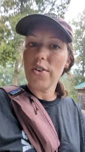 Set up this interview with me! Talking about getting great lighting without  any lights! How to look at the sun and background to capture beautiful  interviews.