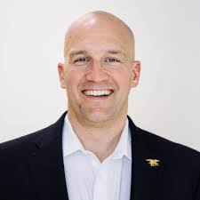 Curtis Cronin's Instagram, Twitter & Facebook