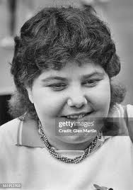 17 Julie Chamberlain Photos & High Res Pictures