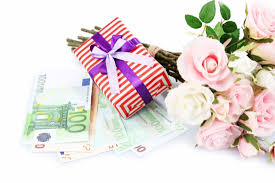 Weniger als 50 euro zu überreichen gilt hier allgemein hin als eher. Geldgeschenke Zur Hochzeit Selbst Basteln Und Verpacken