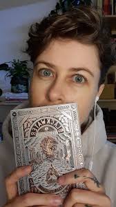 Abril foi uma loucura, mas consegui ler tudo que eu precisava e ainda  iniciar a leitura de maio que eu tanto queria: Blackwater!!!!, Quem tem  dicas?, Quem tem pontos de vistas para contribuir?, ., ...