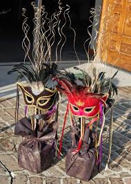 Check out our masquerade decorations selection for the very best in unique or custom, handmade pieces there are 1844 masquerade decorations for sale on etsy, and they cost $15.94 on average. Ideas For Throwing A Mardi Gras Masquerade Party Diy Network Blog Made Remade Diy