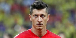 Robert lewandowski jetzt blond gq germany. Polens Niederlage Gegen Kolumbien Dieser Lewandowski Taz De