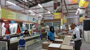 Untuk memasarkan bahan bangunan dapat menjalin kerjasama dengan beberapa pihak yang menjalankan bisnis properti maupun kontraktor yang menjalankan proyek bangunan. Matahari Jaya Supermarket Bahan Bangunan Sediakan Beragam Layanan Bagi Konsumen Tribun Jogja