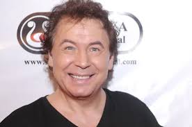 Bernard Minet, dévasté par la mort de Framboisier, accuse les médecins