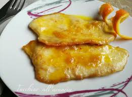 I bocconcini di tacchino e pancetta sono piccoli e sfiziosi pezzi di tacchino, conditi con salvia e senape, e arrotolati con pancetta croccante. Tacchino All Arancia