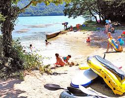 Camping Jura Location Vacances Et Camping Au Pied Des Monts Jura