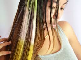 The main difference between highlights and streaks is the amount of hair that is colored. How To Make Clip On Hair Streaks 9 Steps With Pictures