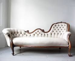 Sofa Vs Couch The Difference Between A Sofa And A Couch Furniture Tufted Furniture Home