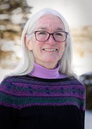 Monica Healey's Instagram, Twitter & Facebook