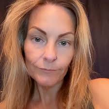 Meet Ashely Broughton, PRS — Director of Admissions at True Recovery RVA!  Ashely is the friendly face and guiding compass for new participants  beginning their recovery journey. With both professional expertise and