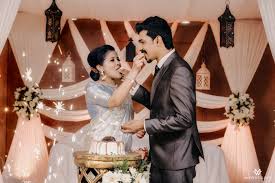 Apr 18, 2020 · be it your outfits, wedding themes, invitation cards, or photography, there's an ever changing trend for everything when it comes to weddings. Best Kerala Wedding Photography Videography Moonwedlock